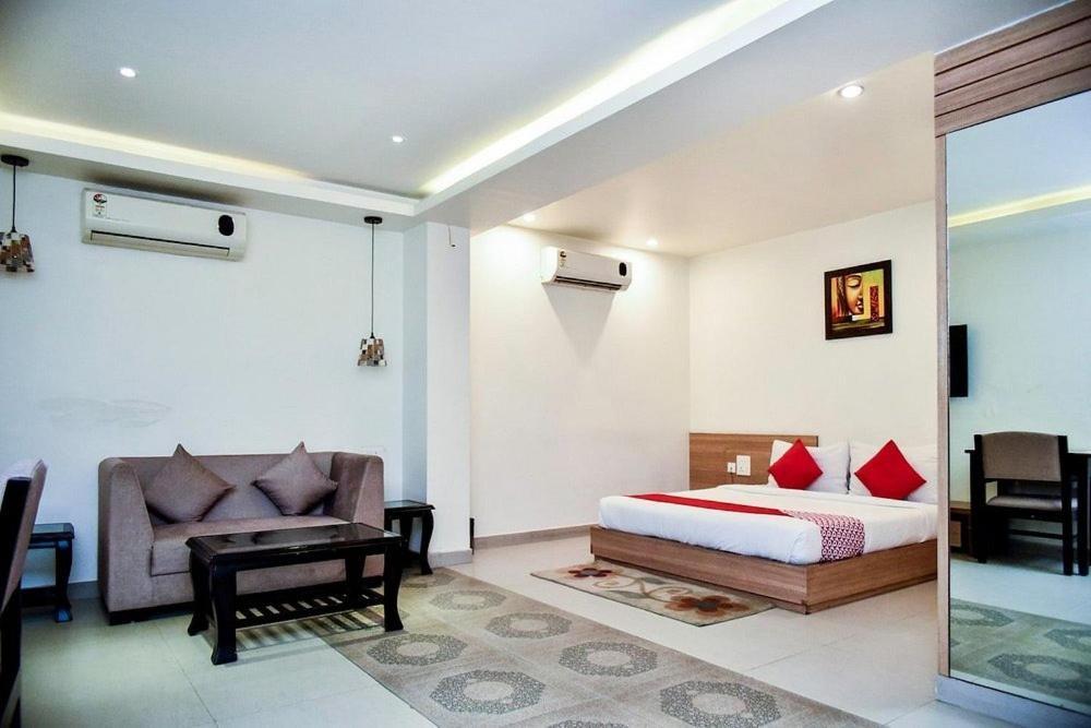 Hotel City Square Hisār Exterior photo